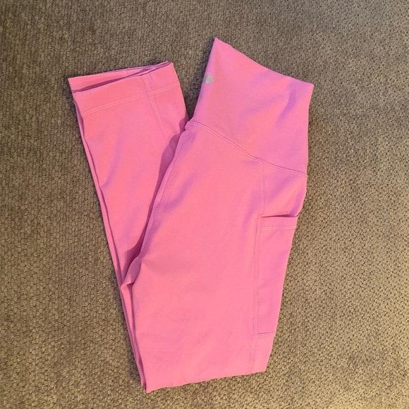 NWOT’s 90 Degree Reflex Pink Cropped Workout Leggings Pocket Sz S - Picture 1 of 2